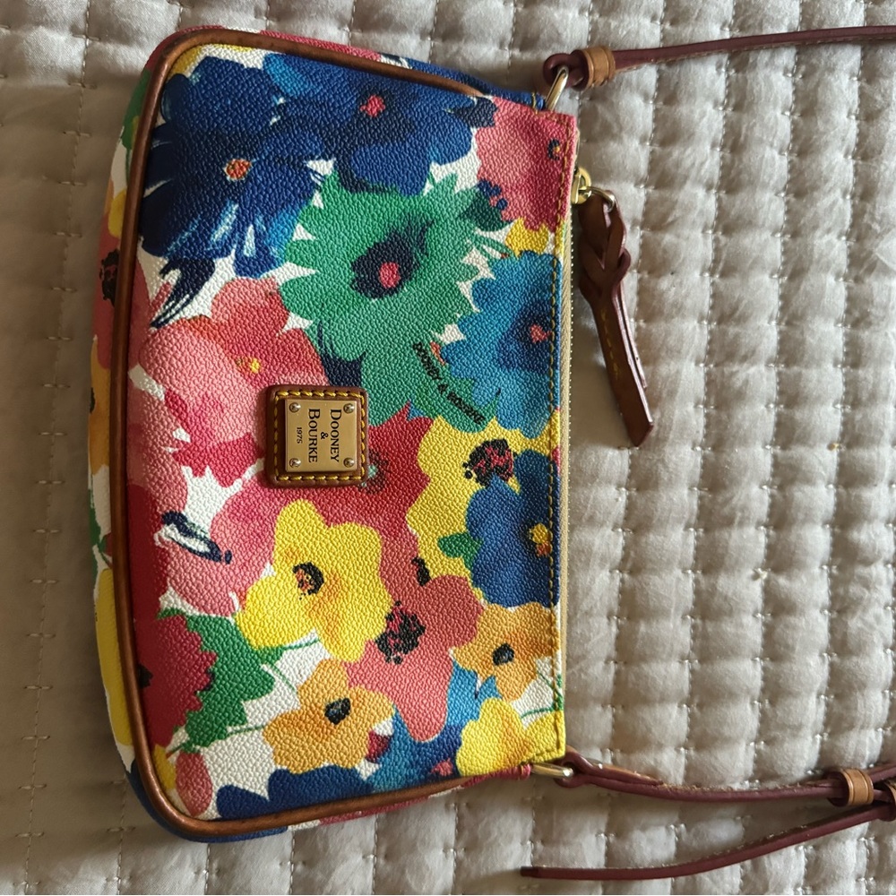Donny & Bourke Flower Crossbody Bag
